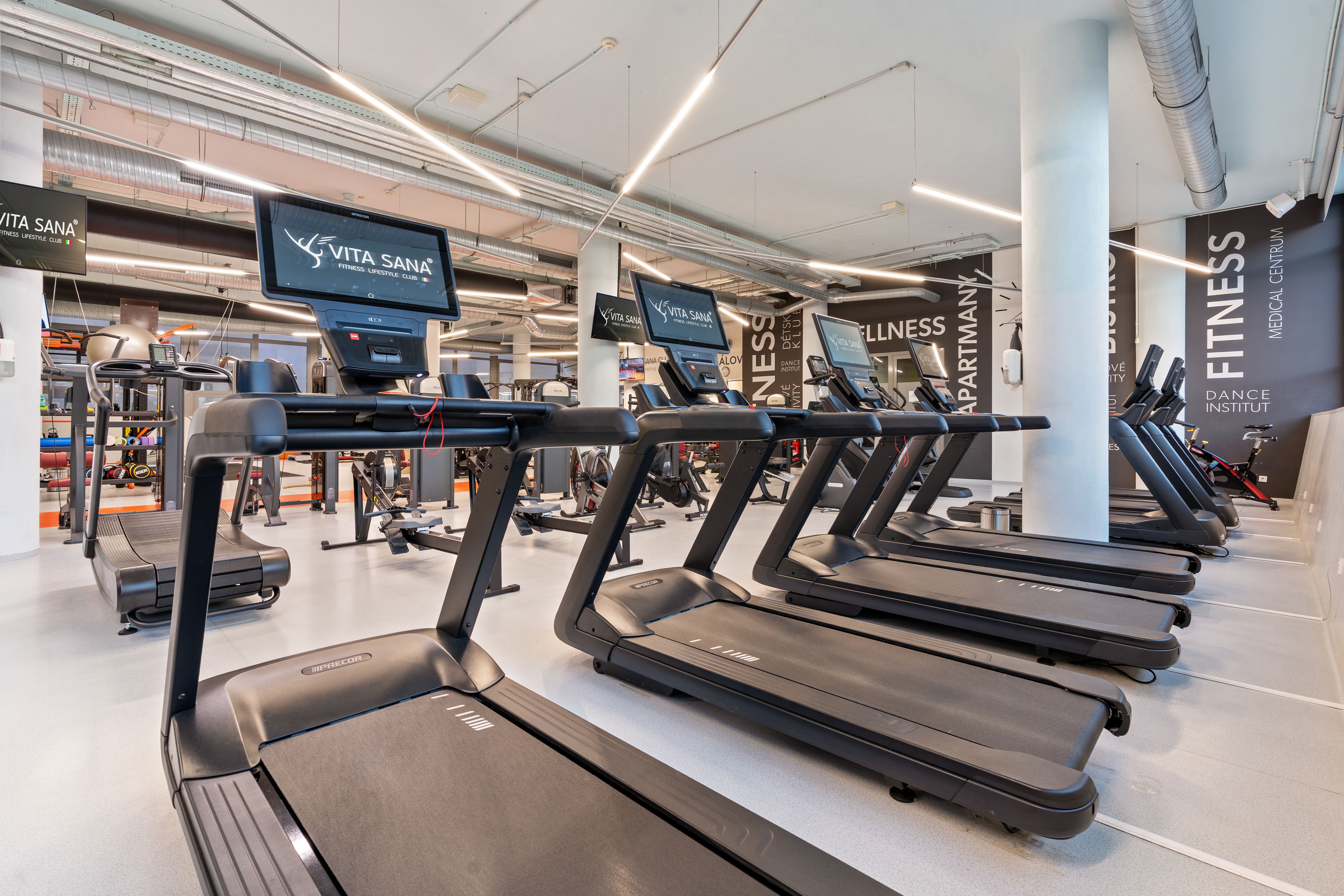 VITA SANA CLUB a Cardio zóna Precor